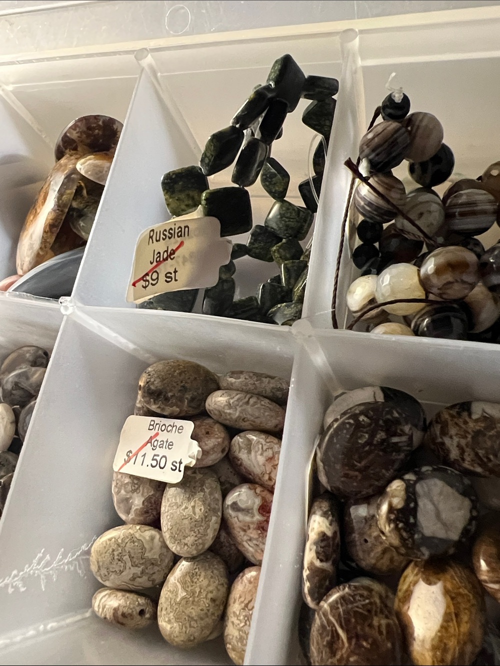Assorted Semi-Precious Stone Beading supplies- Mixed Colors/ assorted beads LOT - Picture 12 of 15